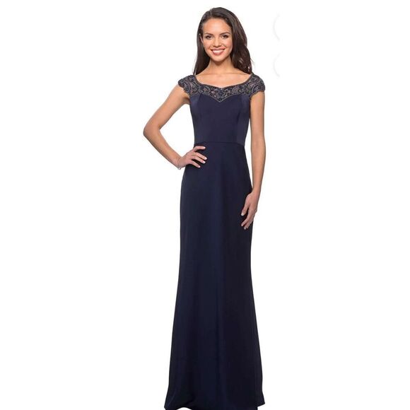 La Femme 25399 Sheath Gown with Rhinestone Embellished Neckline in Navy NWOT Siz - Picture 1 of 7